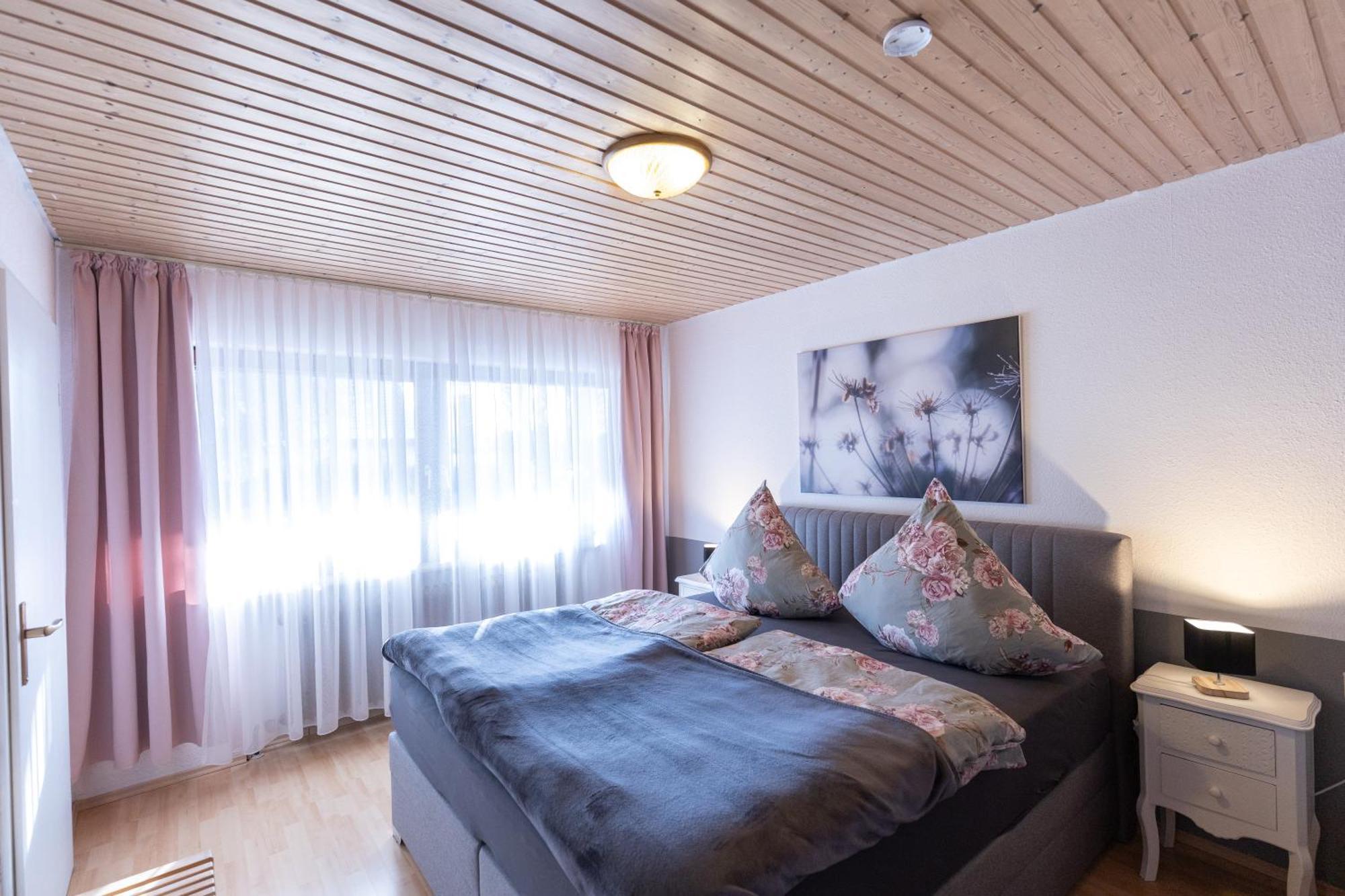 דירות Althutte Elw, Sep. Eingang, Ueberdachte Terrasse, Naehe Backnang מראה חיצוני תמונה