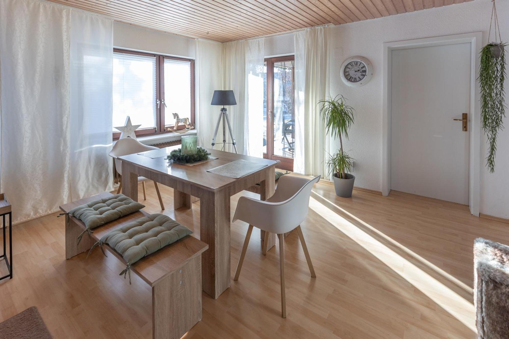 דירות Althutte Elw, Sep. Eingang, Ueberdachte Terrasse, Naehe Backnang מראה חיצוני תמונה